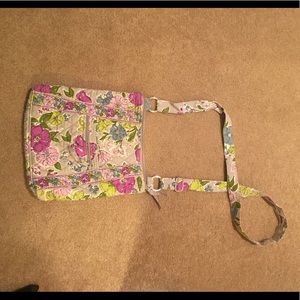 Vera Bradley cross‎ body in water color. EUC